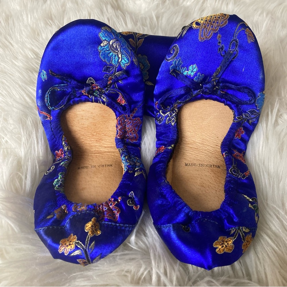 69- Royal Blue Patterned Satin Ballet Flats w/ Drawstring Bag